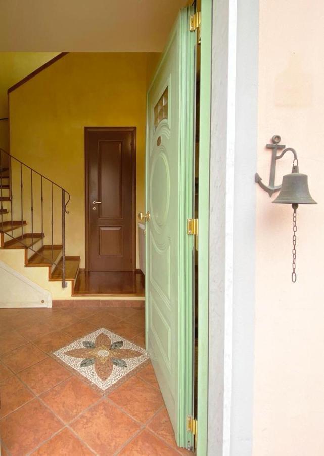 La Madonnina Bed and Breakfast Querceta Exteriör bild